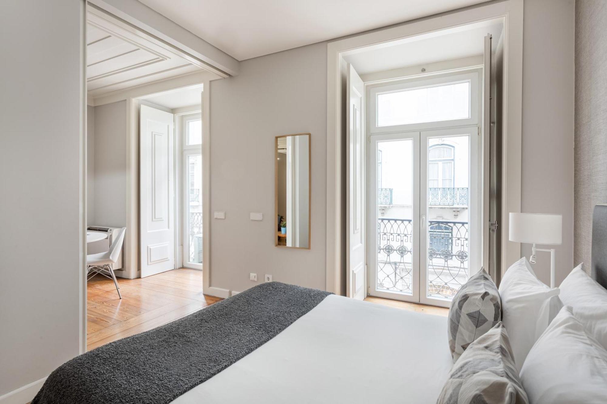 Trendy Chiado Flat Apartment ลิสบอน ภายนอก รูปภาพ